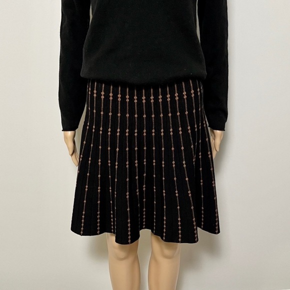 Max Studio Short Sweater A line Skirt NWT - Picture 2 of 6